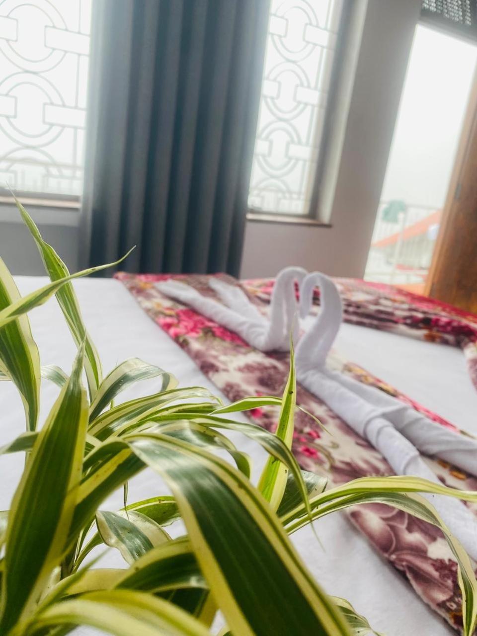 Farah Guest Inn ฮาปูตาเล ภายนอก รูปภาพ