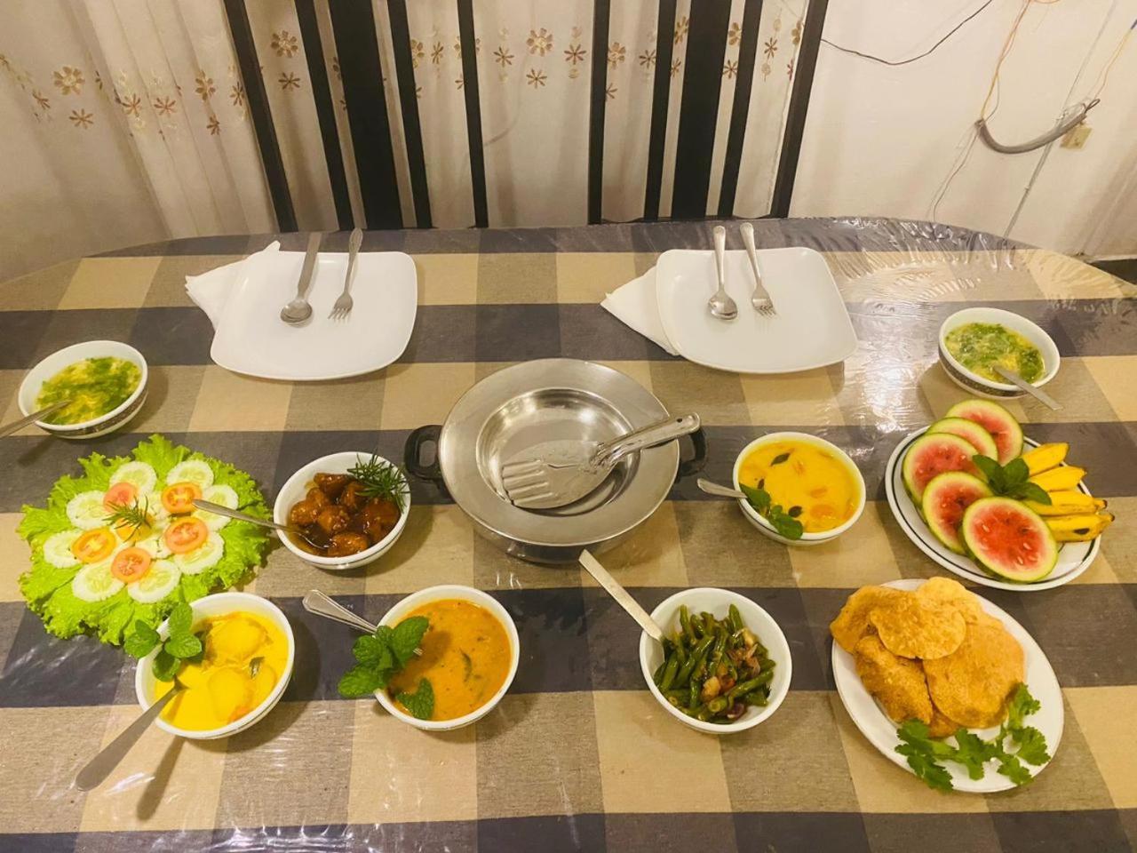 Farah Guest Inn ฮาปูตาเล ภายนอก รูปภาพ